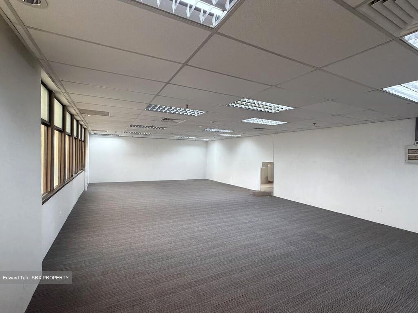 Peninsula Shopping Complex (D6), Office #509028841